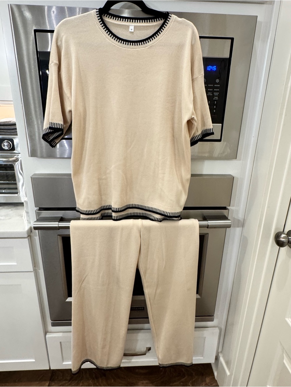 Amazon Cream Short-Sleeve Sweater Top & Pants Set with Black Trim